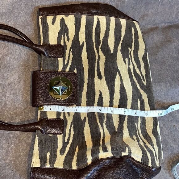 KATE SPADE ZEBRA PRINT BROWN & TAN LEATHER/ FABRIC PURSE - Picture 7 of 10